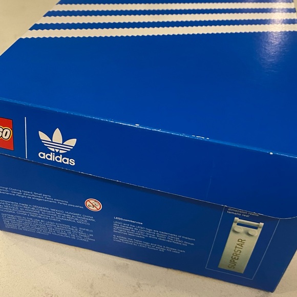 RETIRED LEGO 10282 ADIDAS ORIGINALS SUPERSTAR SNEAKER - Picture 9 of 14
